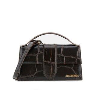 Jacquemus
Jacquemus The Large Bambino Crossbody Flap Bag